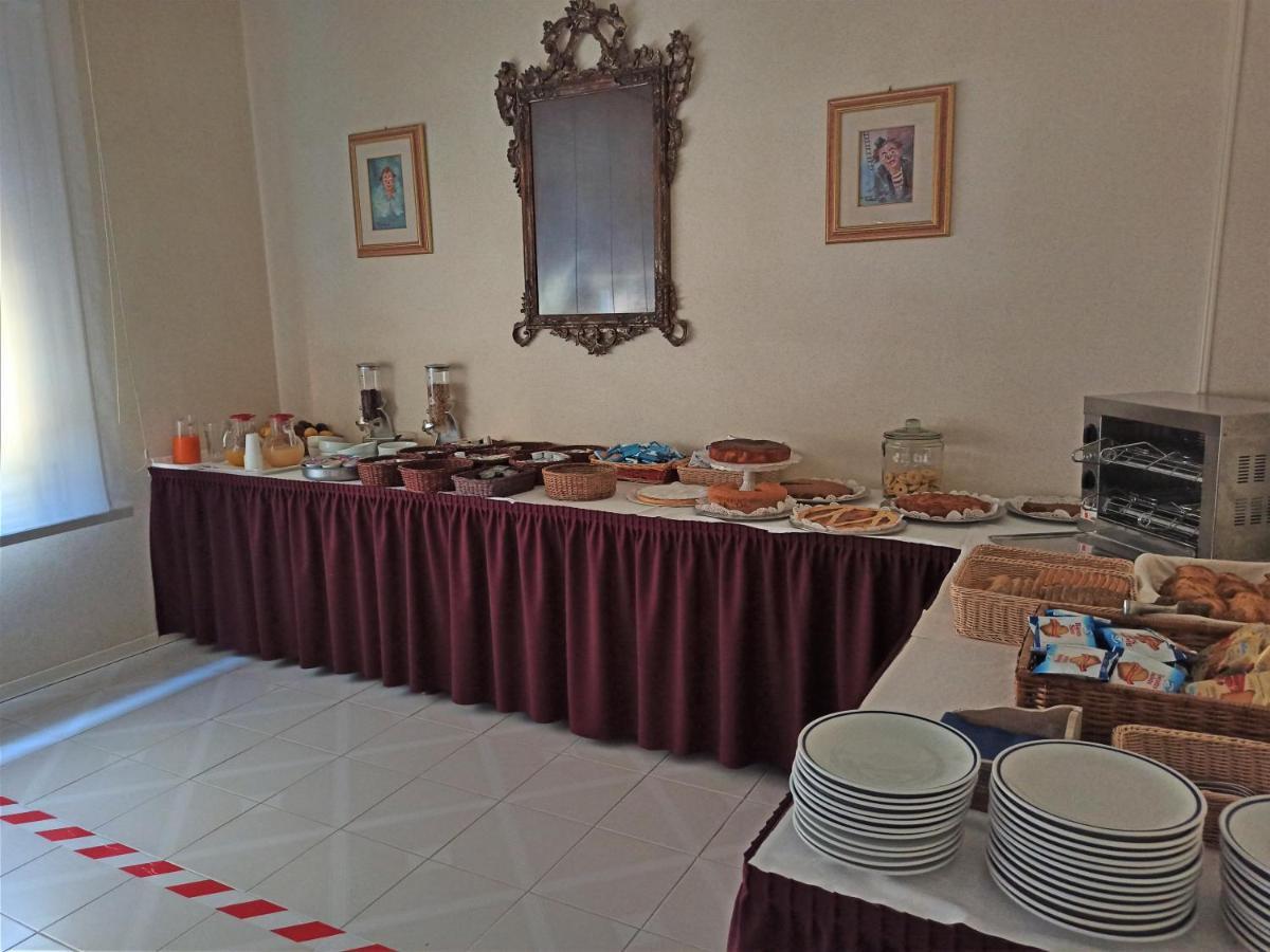 Albergo Giglio キアンチャーノ・テルメ エクステリア 写真