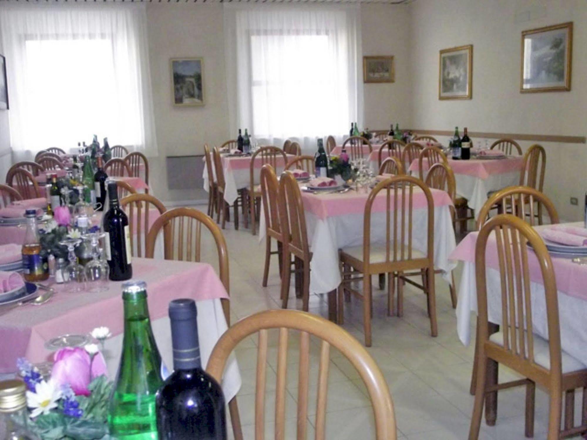 Albergo Giglio キアンチャーノ・テルメ エクステリア 写真